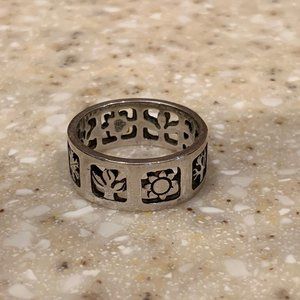 RETIRED James Avery Silver Four Seasons Ring
